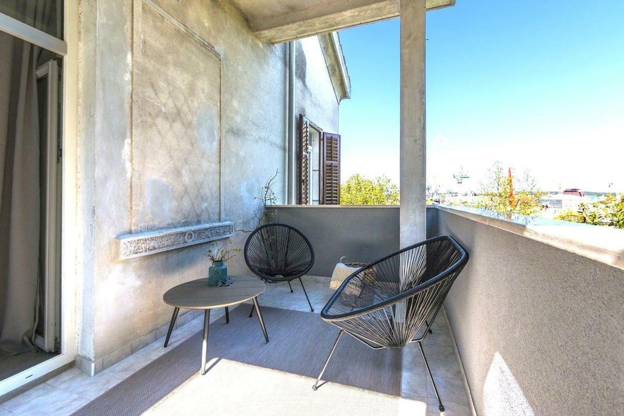*** Lounge Terrace Apartment With The Harbour View / City Centre *** Πούλα Εξωτερικό φωτογραφία