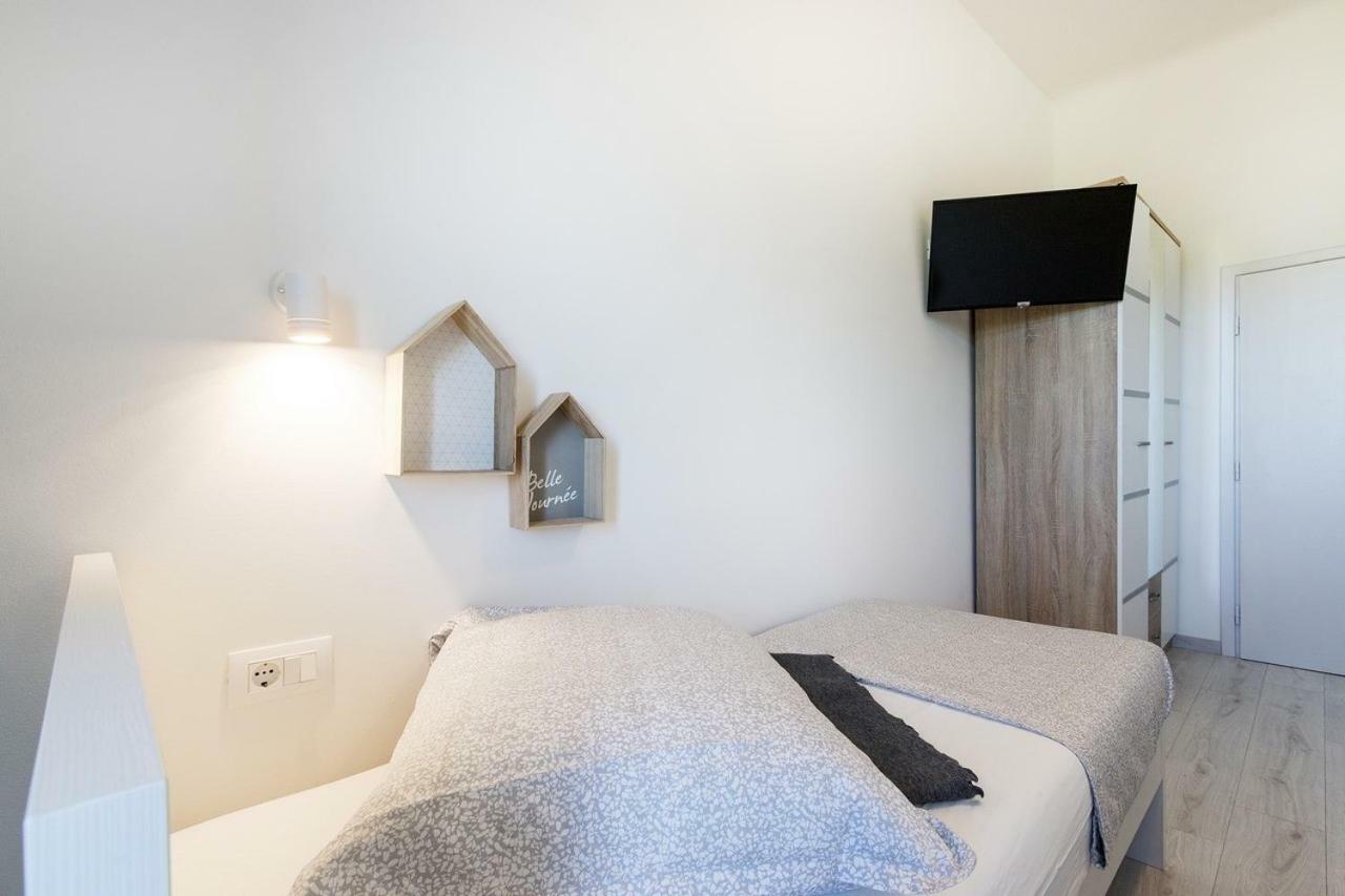 *** Lounge Terrace Apartment With The Harbour View / City Centre *** Πούλα Εξωτερικό φωτογραφία